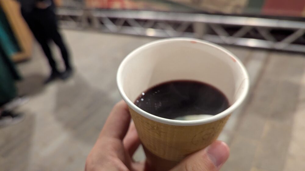 Hot wine is my favourite